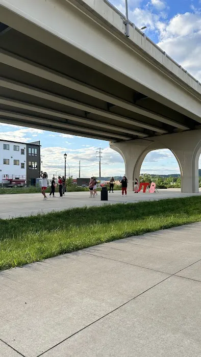 Under The Bridge Picture 1