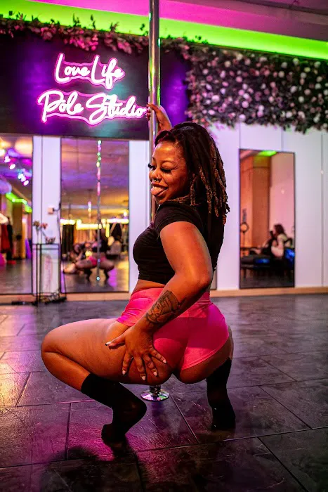 Love Life Pole Studio Picture 6