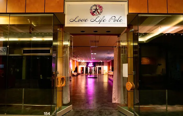 Love Life Pole Studio Picture 8