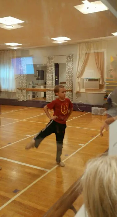 Center Stage Dance Picture 2