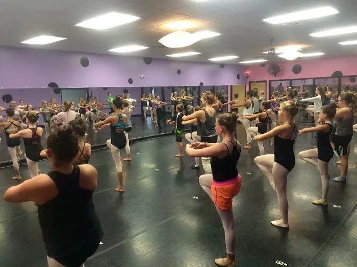 Holly's Dance & Mentorship Picture 4