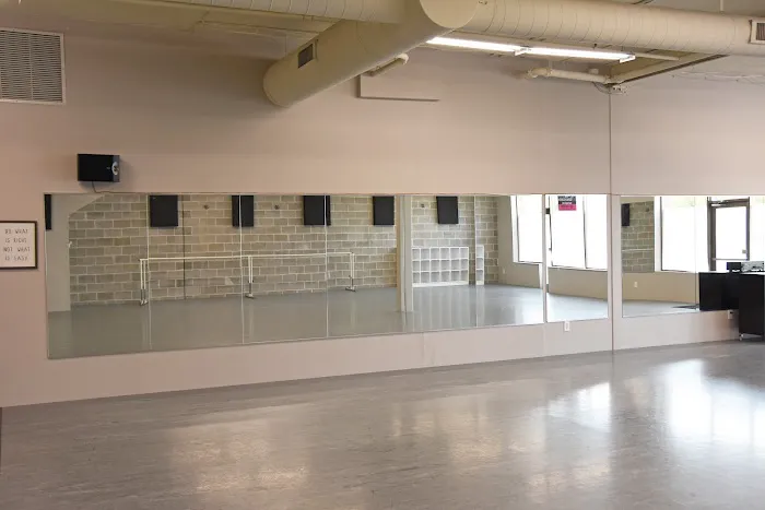 Synergy Dance Center Farmington Picture 3