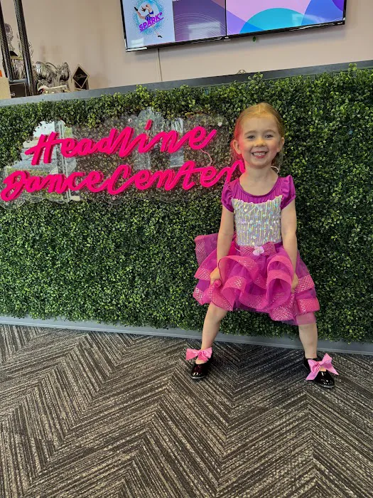 Headline Dance Center Picture 4