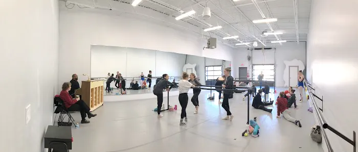 Ballet Co.Laboratory Picture 3