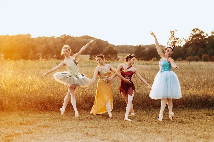 River Valley Dance Picture 1