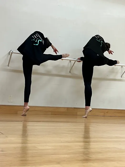 River Valley Dance Picture 4