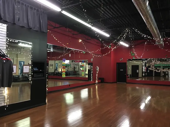 Fred Astaire Dance Studios - South Metro Picture 2