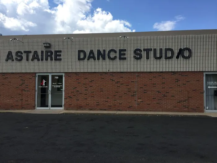Fred Astaire Dance Studios - South Metro Picture 7