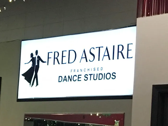 Fred Astaire Dance Studios - South Metro Picture 8