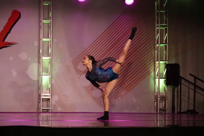 MOMENTum Dance Project Picture 3