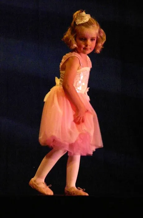 Dance Endeavors Picture 8