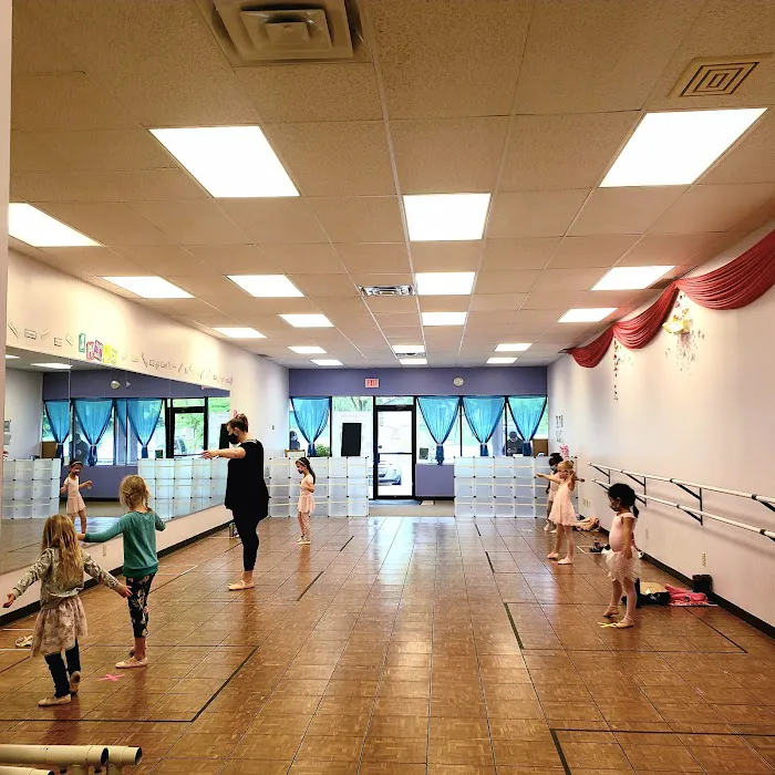 Roseville school of Dance Picture 3