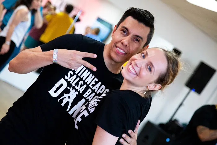 Minneapolis Salsa Bachata Dance Picture 4