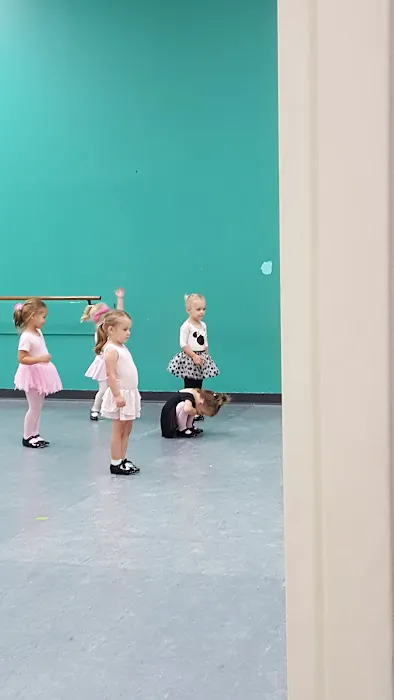 Dance Factory Picture 2