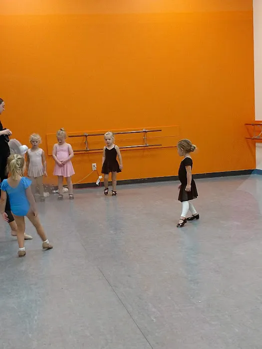 Dance Factory Picture 5