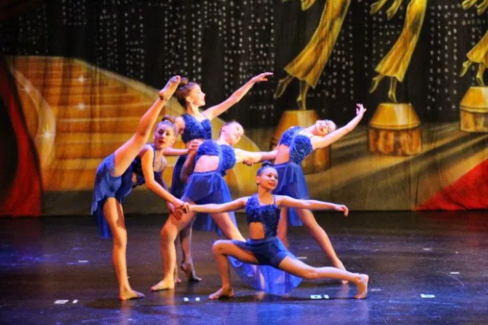 QC Dance - Blaine Picture 10