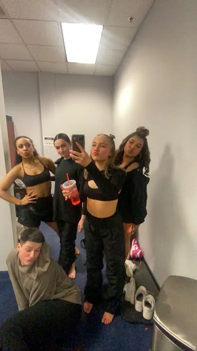 Project 52 Dance Company Picture 3