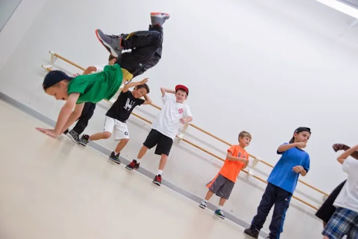Platinum Dance Center Picture 5
