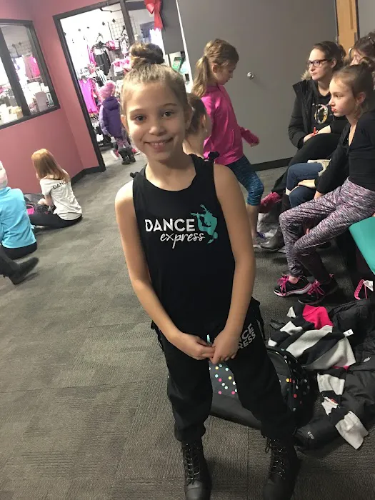 Dance Express Picture 7