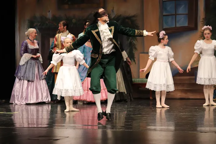 Minnesota Ballet Theatre & School Picture 4