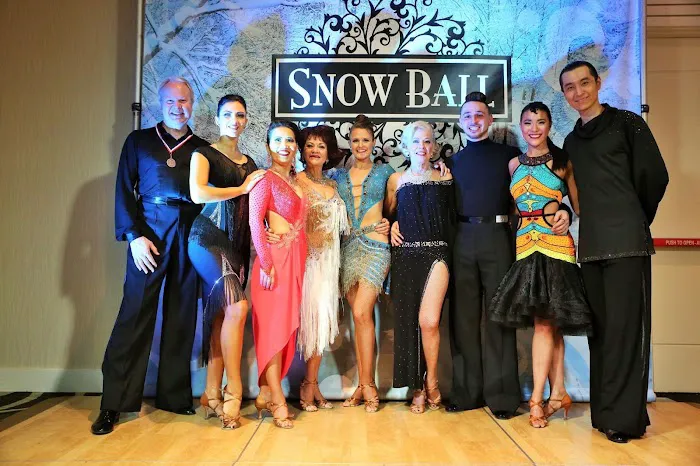 Dance With Us America Picture 3