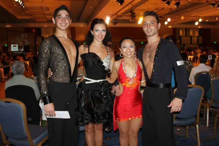 Dance With Us America Picture 4