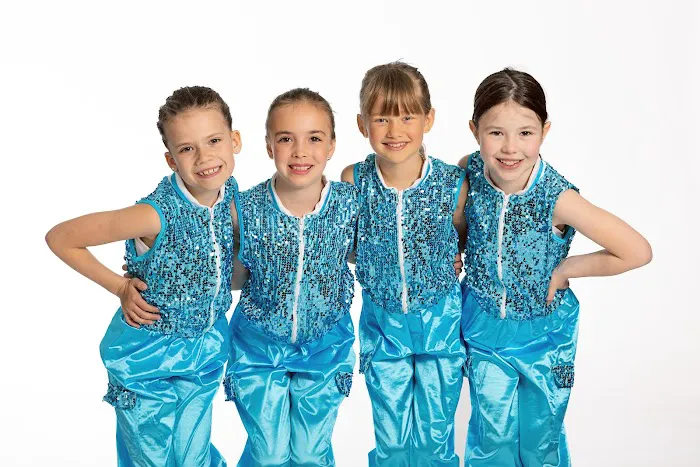 Dance by Lauren Mae Picture 8