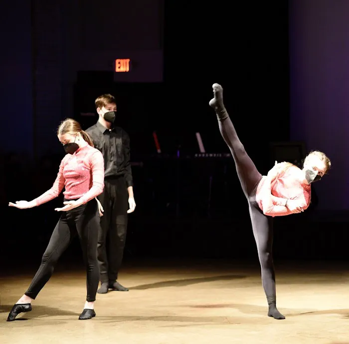 Spring Dance and Theatre Academy Picture 8