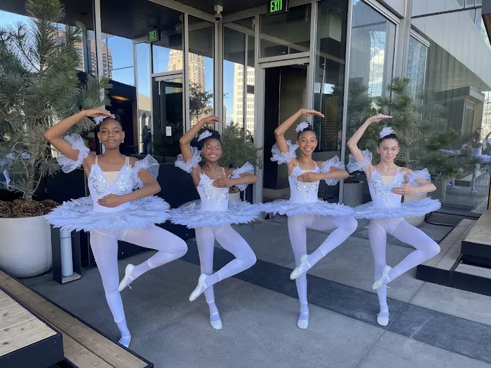 House Of Modern Dance and House Of Theatre Picture 9