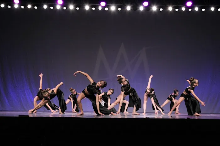 Vogue Dance Company Picture 1