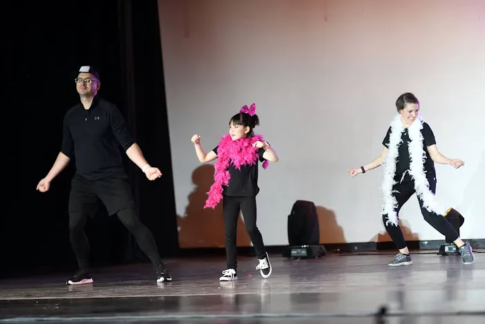 Dance West Picture 8