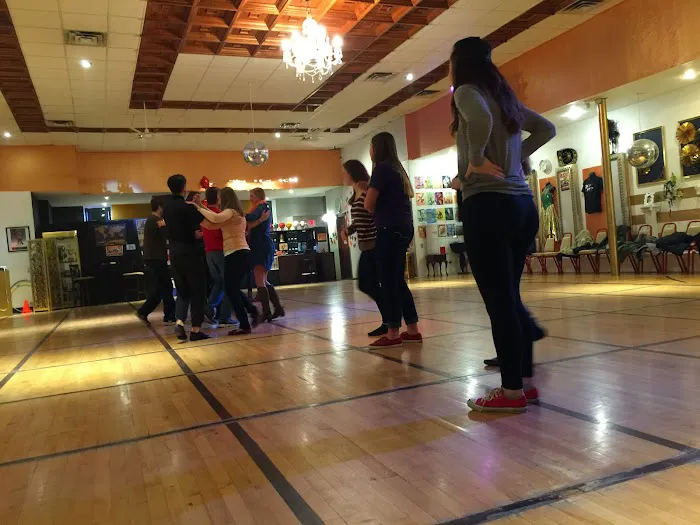 Costa Rica Ballroom Hopkins Picture 3