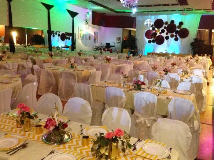 Costa Rica Ballroom Hopkins Picture 2