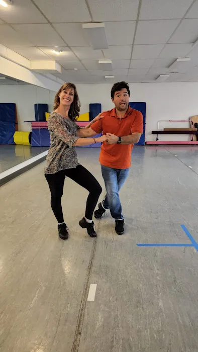 Baila con Pasión™ , Latin Dance Company Picture 1