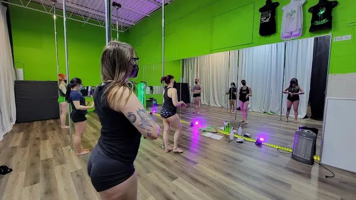 Villainy Alternative Dance and Pole Studio Picture 3