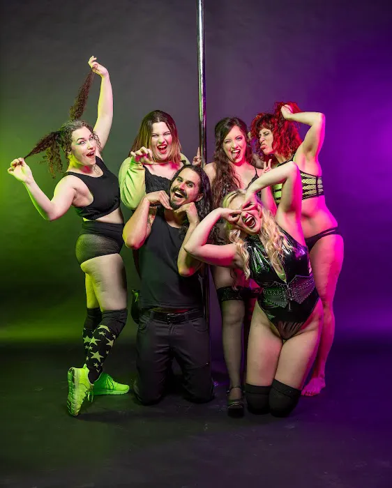 Villainy Alternative Dance and Pole Studio Picture 2