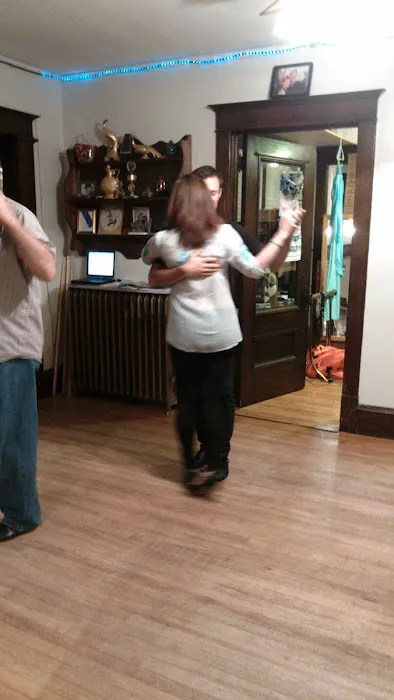 Dance with Loisa Donnay Picture 10