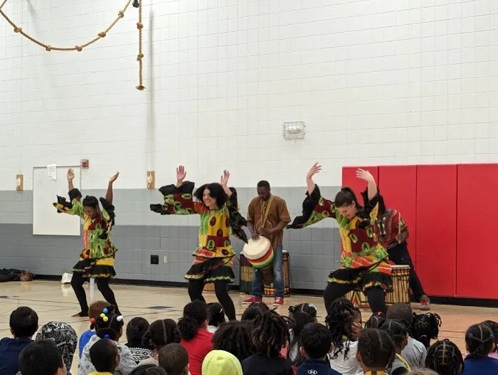 Duniya Drum And Dance Picture 1
