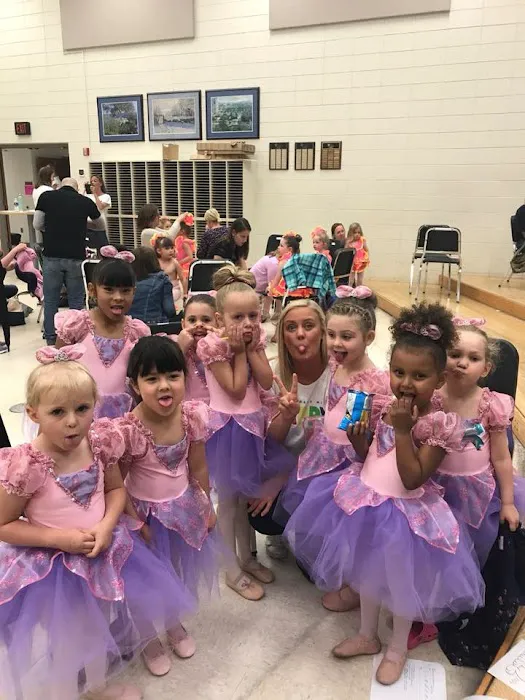Tippi Toes® Dance Picture 4