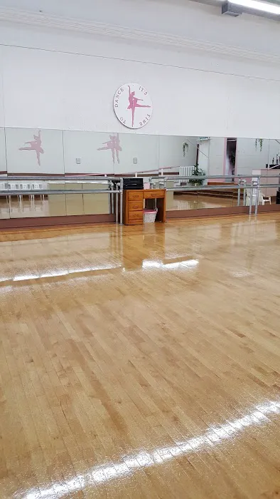 KMC Dance ALBERTVILLE Picture 1