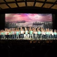 Dancin' Off Broadway ico