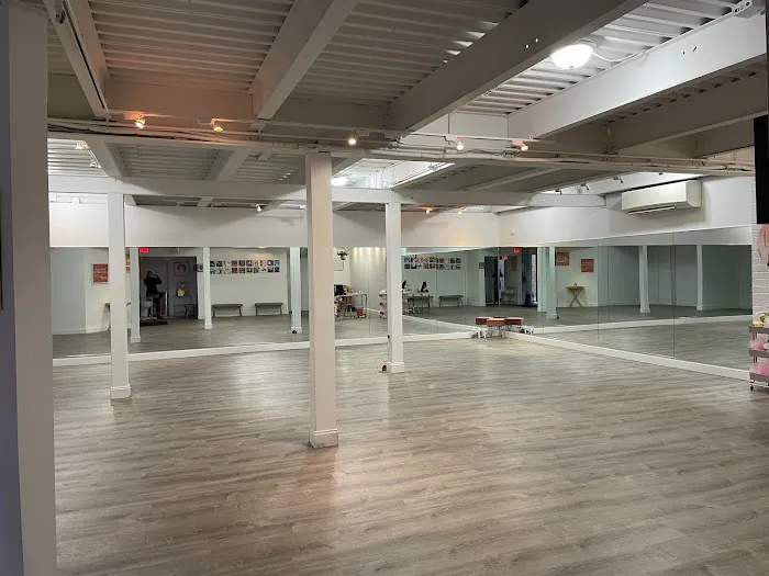 Align Dance Studio Inc. Picture 2