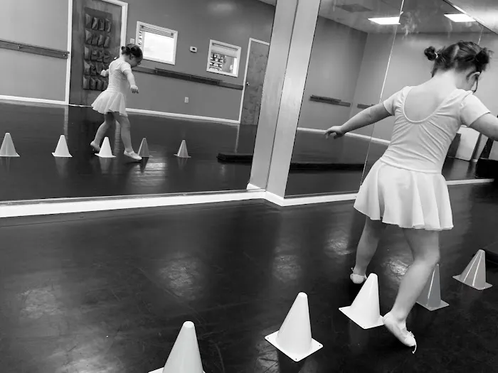 MK Dance Workshop Picture 6