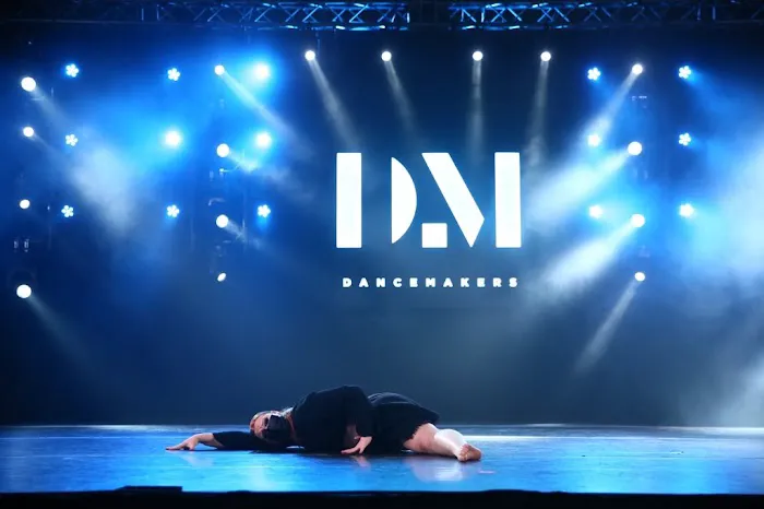 Motion N' Dance Picture 6