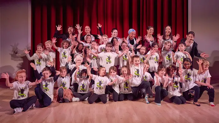 Wevodau Dance Center Picture 2