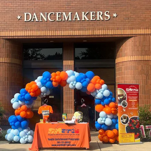 Dance Makers Picture 6