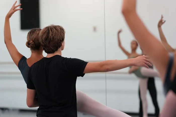 The Loudoun School of Ballet Picture 5