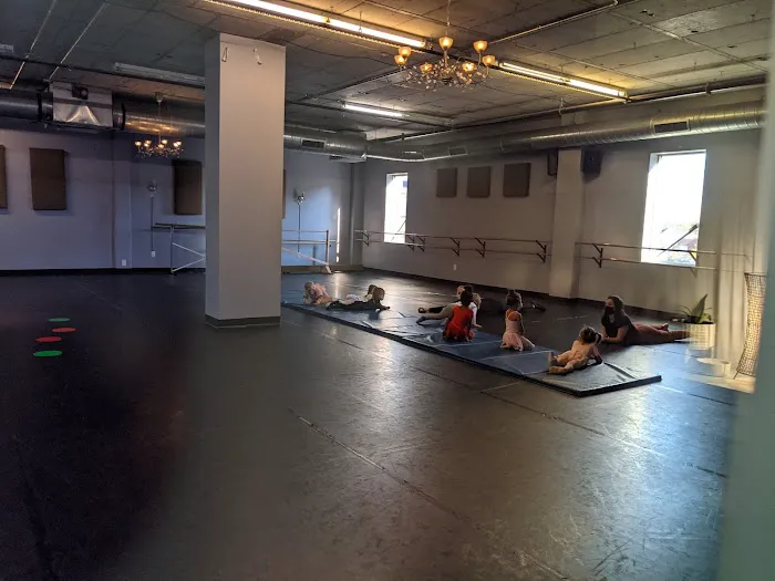 DancEast Picture 4