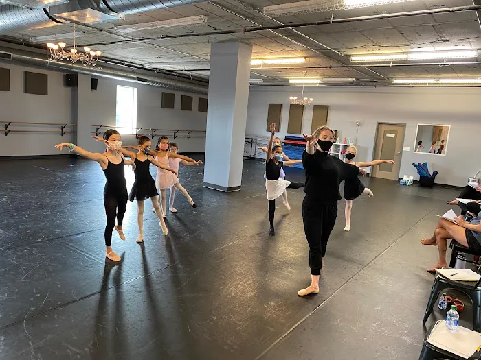 DancEast Picture 8