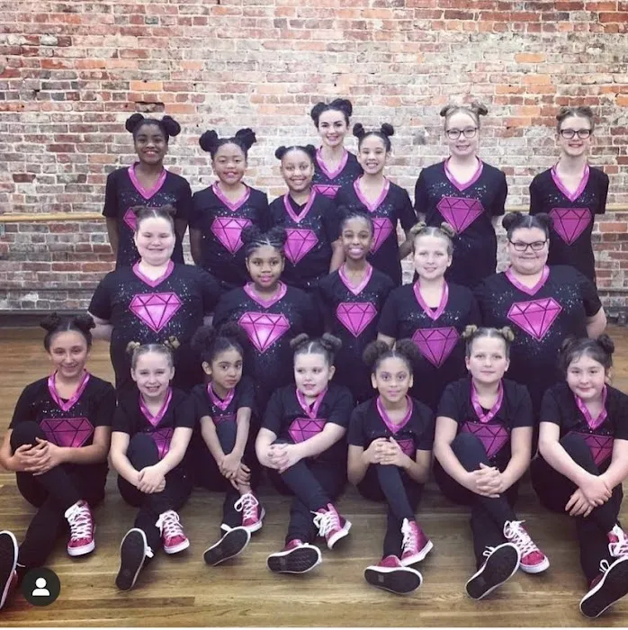 Adamas Dance Picture 7